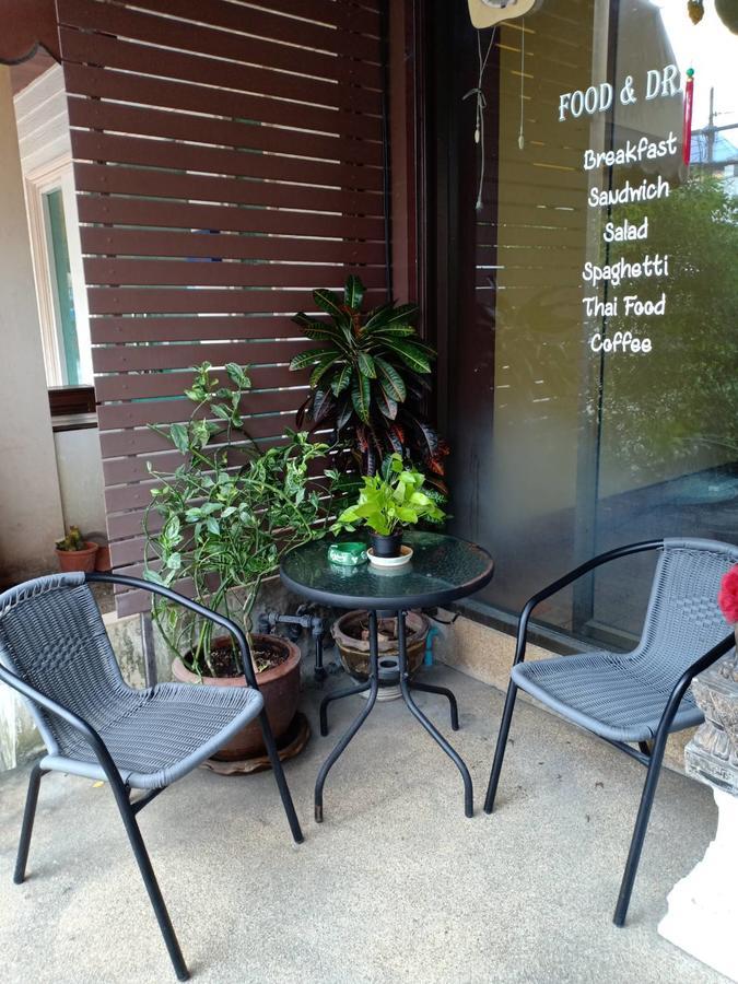 Kookkai House Hostel Patong Екстериор снимка